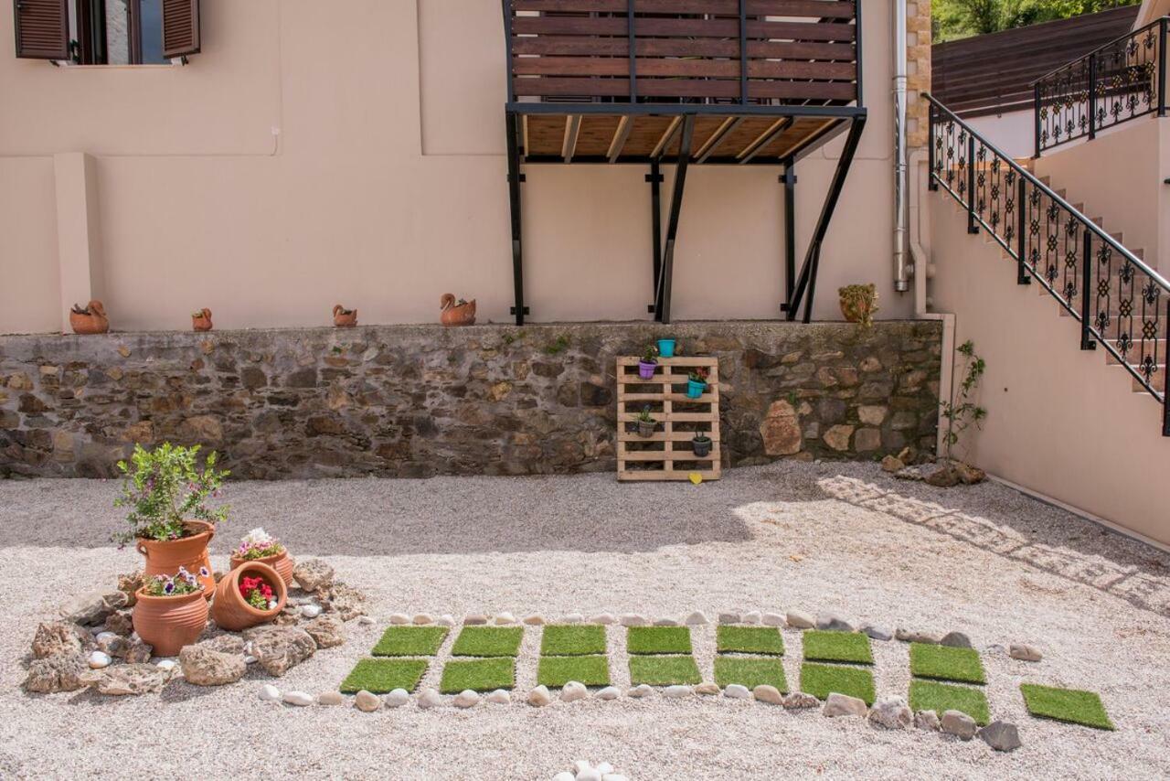 Marika Traditional Home Élos Esterno foto